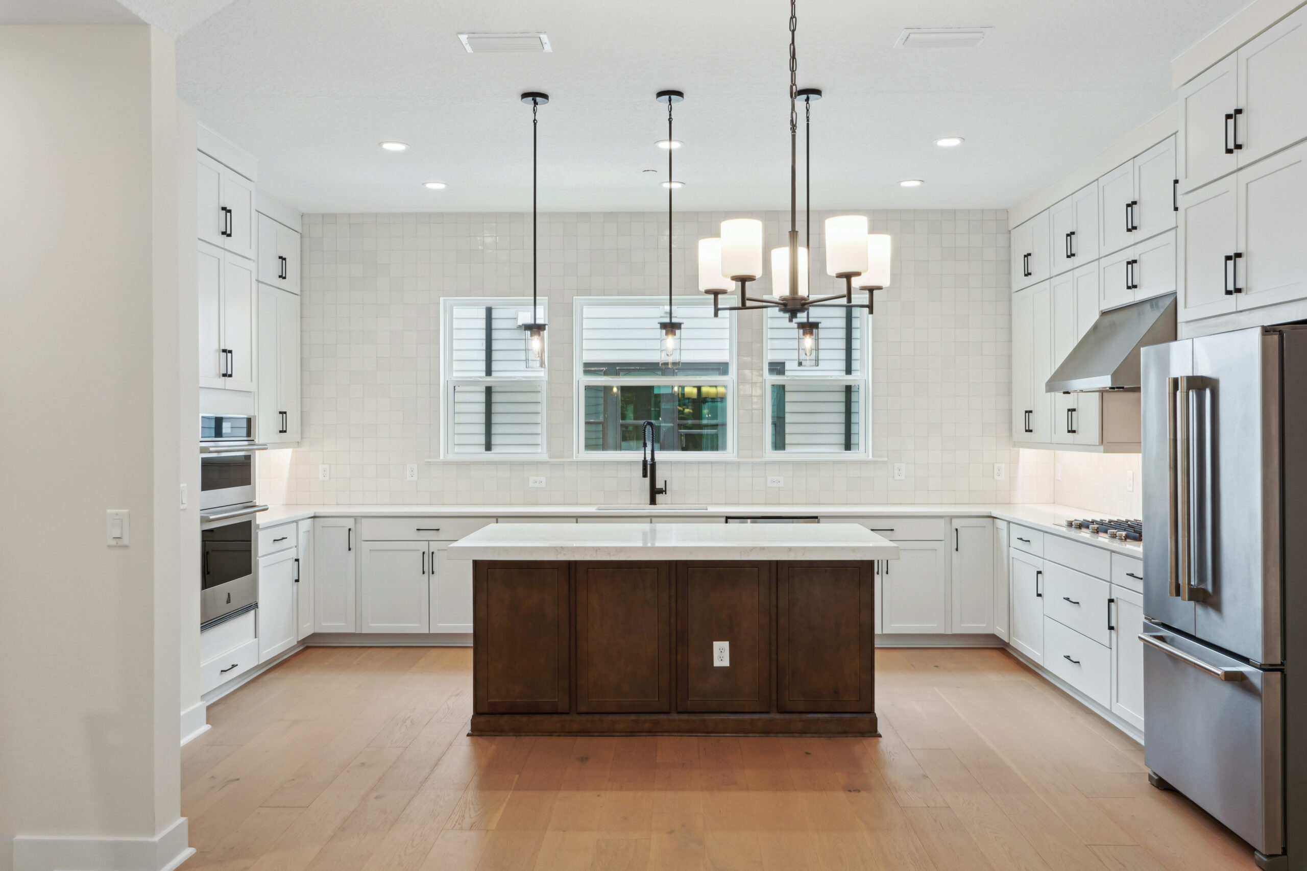 7813_FL_ELDER-MOD117_STAGING_KITCHEN_1.jpg-scaled